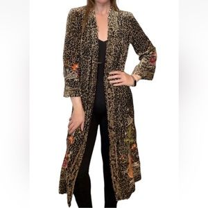 Johnny was small kimono velvet tiger embroidered